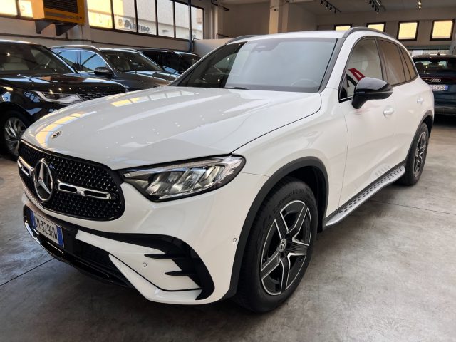 Mercedes-Benz GLC 220 d 4Matic Premium AMG Line - foto 2 di 4