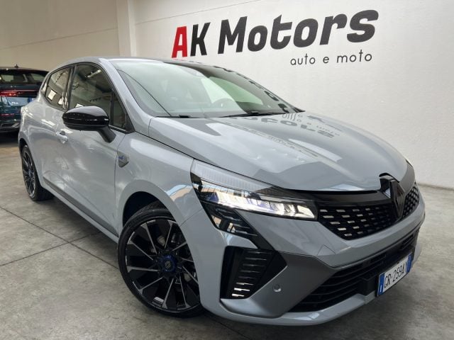 Renault Clio Full Hybrid E-Tech 145 CV 5 porte Esprit Alpine usato a PARMA