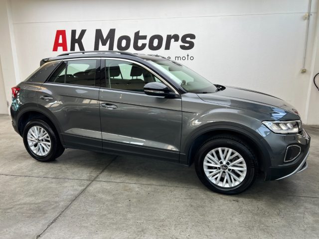 Volkswagen T-Roc 1.5 TSI ACT DSG Life - foto 2 di 4