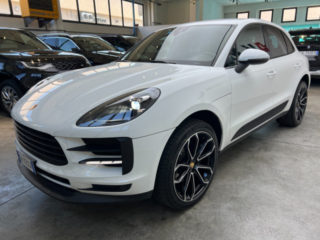 Porsche Macan 2 - foto 2 di 4