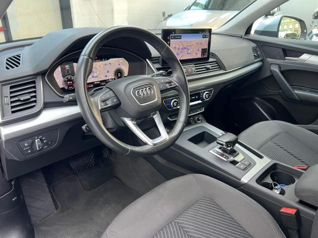 Audi Q5 35 TDI S tronic Business - foto 4 di 4