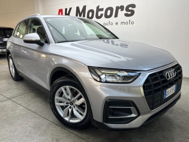 Audi Q5 35 TDI S tronic Business, del 2022, 109.000 km, in vendita a Parma (PR)