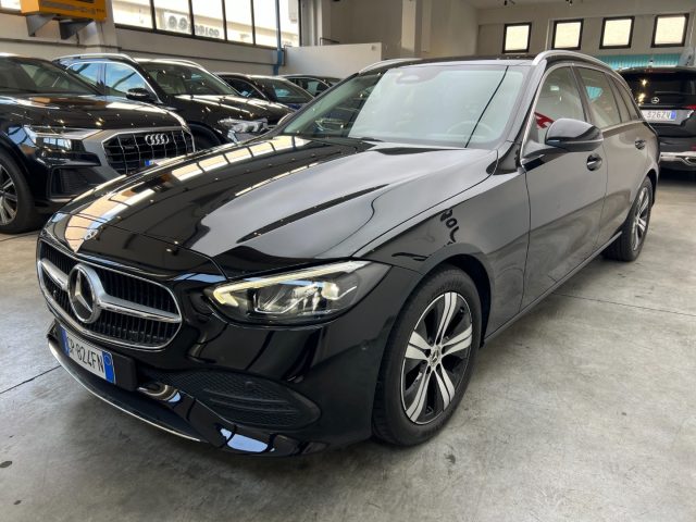 Mercedes-Benz C 200 d Mild hybrid Sport - foto 2 di 4
