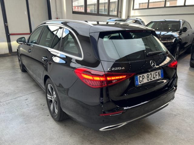 Mercedes-Benz C 200 d Mild hybrid Sport - foto 3 di 4