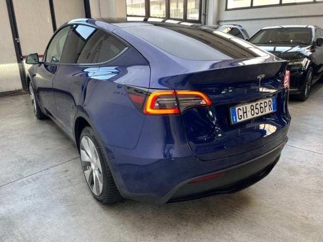 Tesla Model Y Long Range Dual Motor AWD - foto 3 di 4