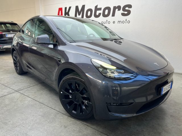 Tesla Model Y Long Range AWD, del 2022, 124.000 km, in vendita a Parma (PR)