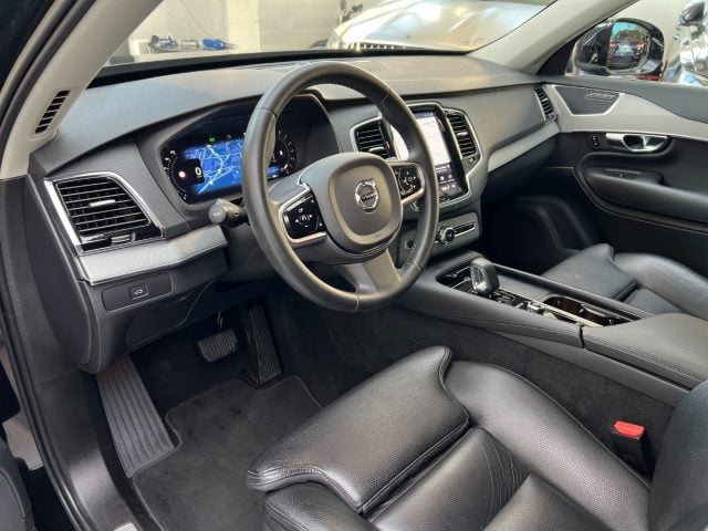 Volvo XC90 B5 (d) AWD automatico 7 posti Core - foto 3 di 4