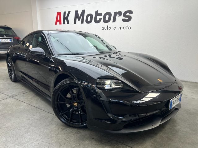 Porsche Taycan 4S Performance Battery Plus, del 2023, 82.000 km, in vendita a Parma (PR)