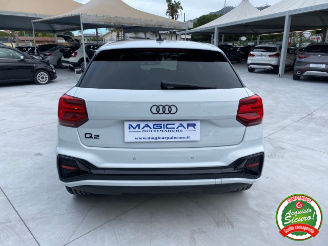 Audi Q2 30 TDI S tronic S-LINE Identity Black - foto 4 di 4