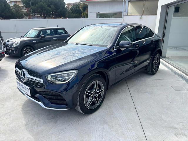 Mercedes-Benz GLC 220 d 4Matic Coupé Premium - foto 2 di 4