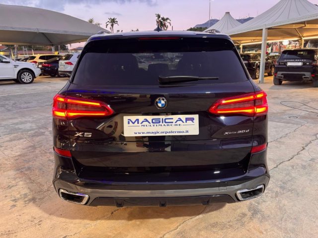BMW X5 xDrive30d Msport - foto 3 di 4