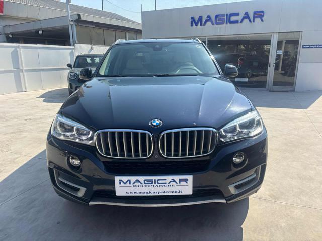 BMW X5 xDrive40d Experience - foto 2 di 4