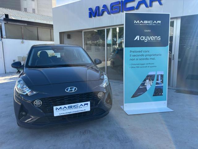 Hyundai i10 1.0 MPI AT Tech, del 2023, 61.900 km, in vendita a Palemo (PA)