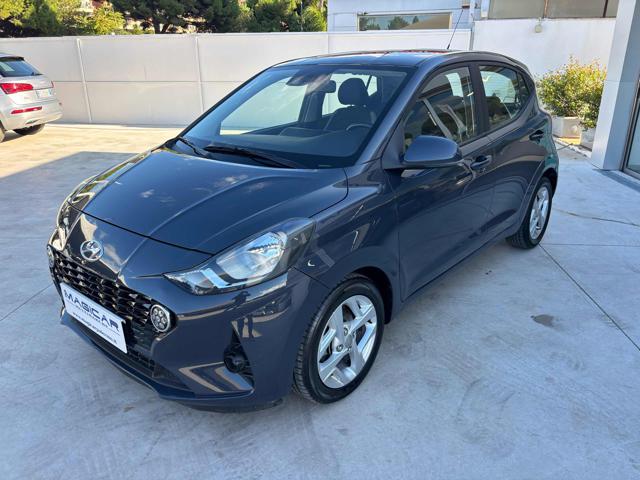 Hyundai i10 1.0 MPI AT Tech - foto 3 di 4