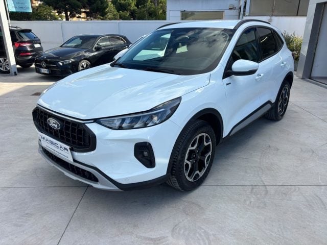 Ford Kuga 2.5 Full Hybrid 183 CV CVT AWD Titanium - foto 3 di 4