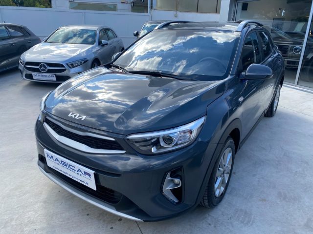 Kia Stonic 1.0 T-GDi 100 CV MHEV MT Urban Special Edition - foto 3 di 4