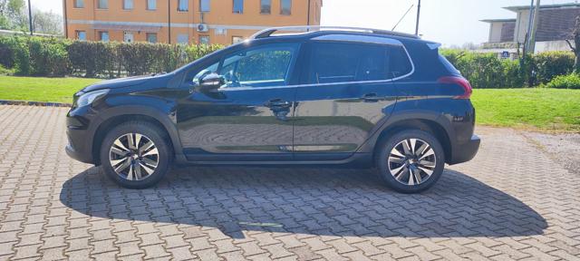 Peugeot 2008 1� serie PureTech 82 Allure - foto 3 di 4