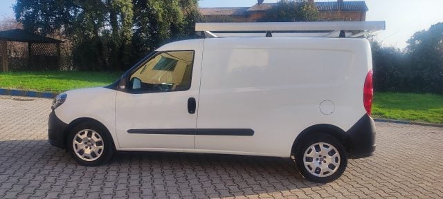 Fiat Doblo Doblò 1.6 MJT 105CV PL-TN Cargo Maxi Lamierato SX - foto 2 di 4