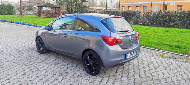 Opel Corsa 1.2 Coupé n-Joy - foto 3 di 4