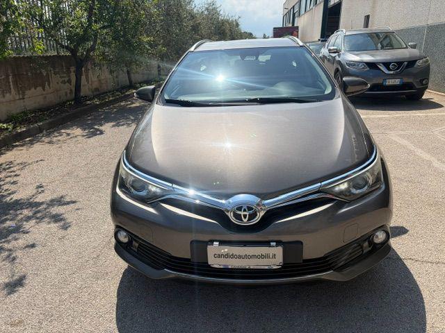 Toyota Auris Touring Sports 1.6 D-4D Lounge - foto 2 di 26