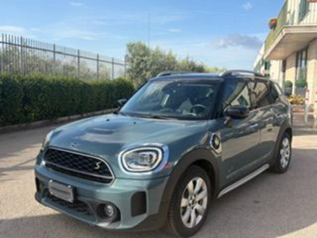 MINI Countryman 1.5 Cooper SE 'ALL4' Countryman ALL4, del 2022, 55.675 km, in vendita a San Severo (FG)