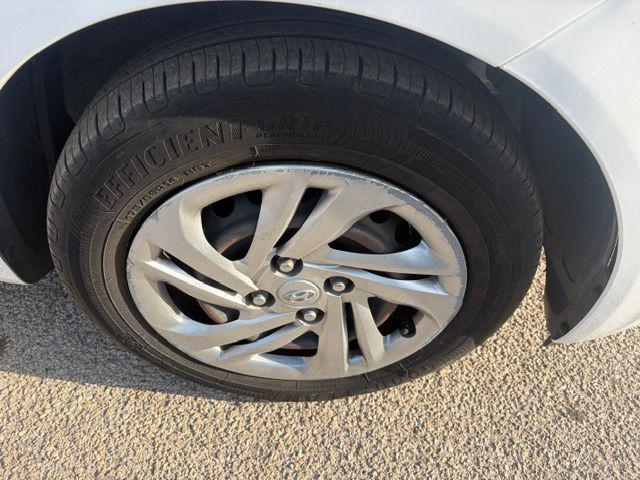 Hyundai i10 1.0 MPI Prime - foto 4 di 4