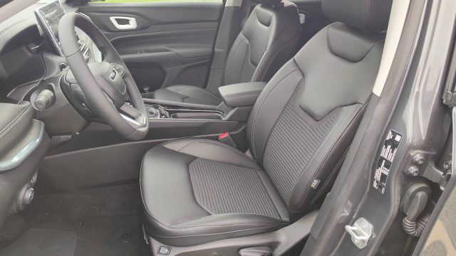 Jeep Compass 1.5 Turbo T4 130 CV MHEV 2WD Limited, del 2024, 1 km, in vendita a Valdobbiadene (TV)
