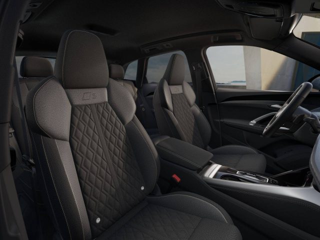Audi Q5 TDI 150 kW mHEV+ S tronic quattro S line edition km 0 a VALDOBBIADENE