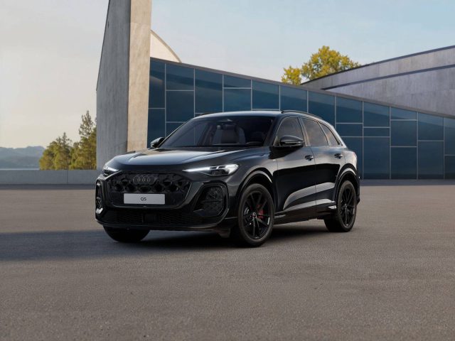 Audi Q5 TDI 150 kW mHEV+ S tronic quattro S line edition km 0 a VALDOBBIADENE