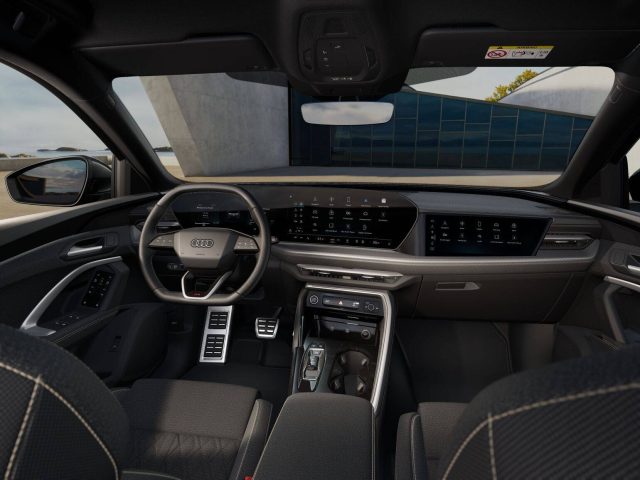 Audi Q5 TDI 150 kW mHEV+ S tronic quattro S line edition km 0 a VALDOBBIADENE