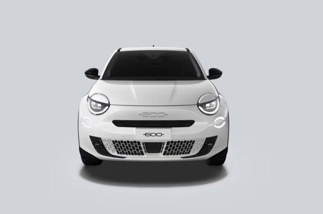 Fiat 600 Hybrid 145 CV DCT MHEV La Prima II - foto 4 di 4