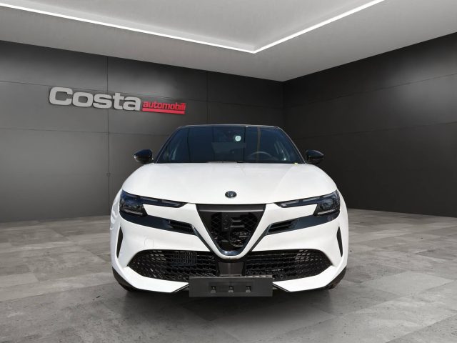 Alfa Romeo Junior 1.2 136 CV Hybrid eDCT6 Speciale - foto 3 di 4