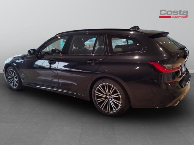 BMW 320 i Touring Msport usato a VALDOBBIADENE