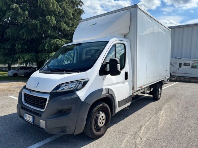 Peugeot Boxer 435 2.2 HDi/150CV FAP PLM Cabinato usato a THIENE