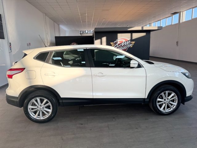 Nissan Qashqai 1.2 DIG-T Acenta - foto 4 di 4