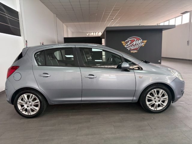 Opel Corsa 1.2 5 porte Cosmo - foto 4 di 30