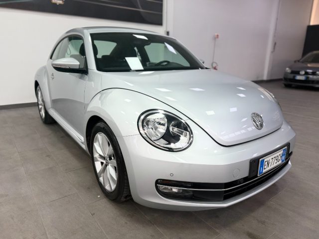Volkswagen Maggiolino 1.6 TDI Design - foto 3 di 4