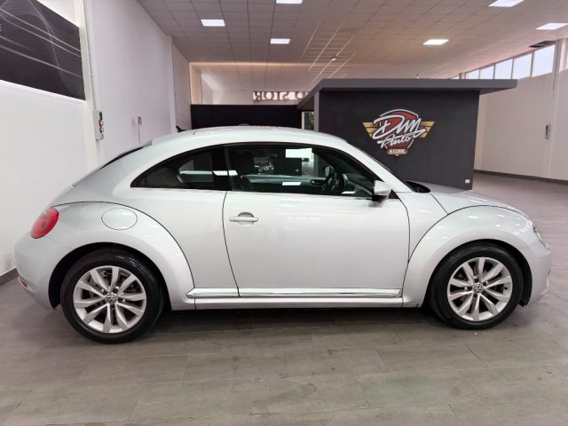 Volkswagen Maggiolino 1.6 TDI Design - foto 4 di 4