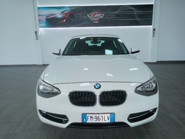 BMW 114 d 5p. Sport - foto 2 di 4