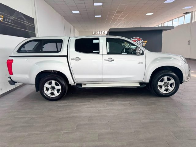 Isuzu D-Max 2.5 Space Cab Solar A/T 4WD - foto 4 di 4