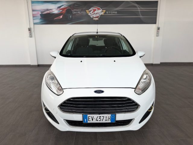Ford Fiesta 1.5 TDCi 75CV 5 porte Titanium - foto 2 di 36