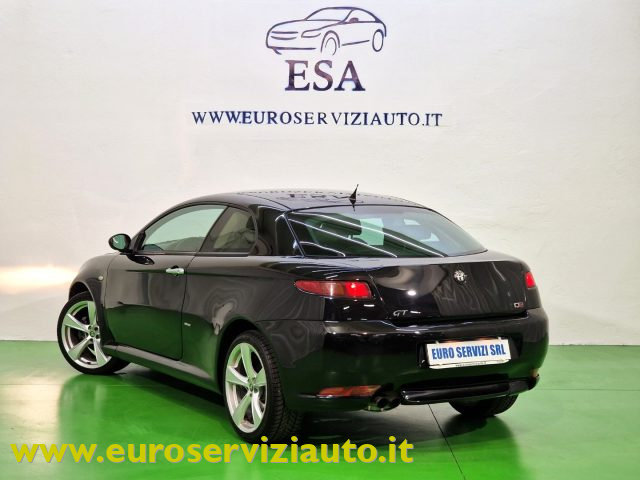 Alfa Romeo GT 1.9 JTDM 16V Distinctive Q2 - foto 4 di 4
