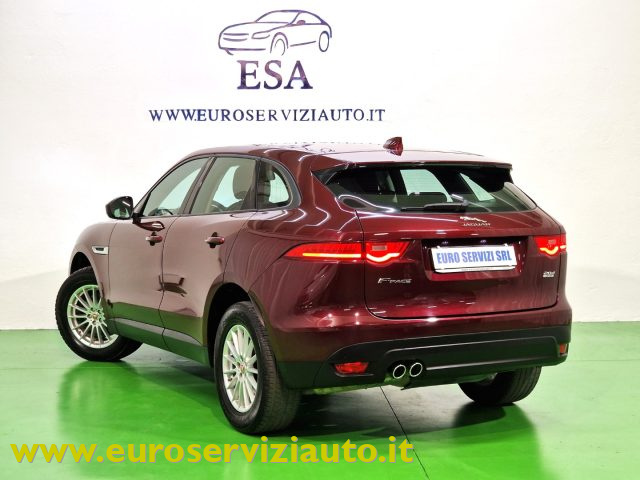 Jaguar F-Pace 2.0 D 180 CV AWD aut. Pure - foto 4 di 4