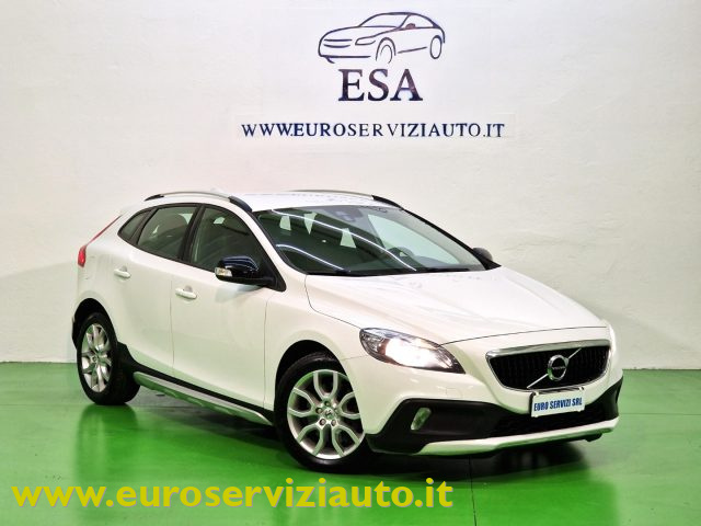 Volvo V40 Cross Country D2 Geartronic Business - foto 2 di 4