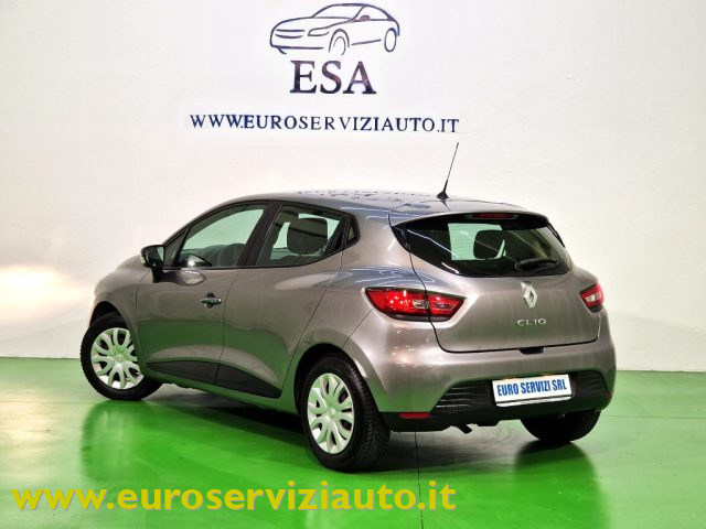 Renault Clio 1.2 75CV 5 porte Wave usato a BRESCIA