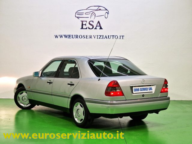 Mercedes-Benz C 180 cat Elegance - foto 4 di 4