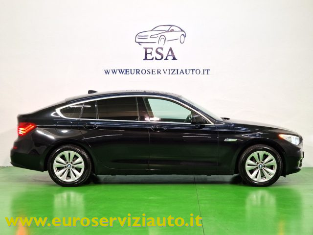 BMW 530 d xDrive Gran Turismo Futura - foto 3 di 4