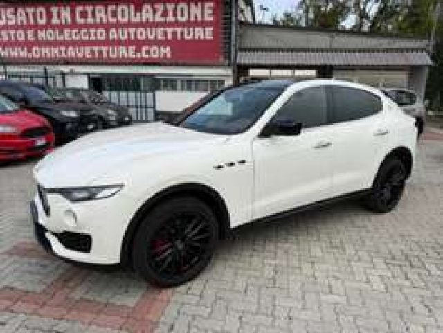 Maserati Levante 3.0 Q4 V6 350cv auto IVA ESPOSTA usato a ABBIATEGRASSO