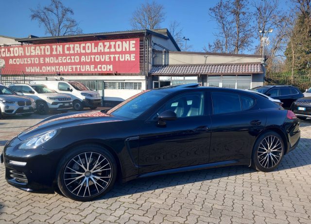 Porsche Panamera 3.0 300cv usato a ABBIATEGRASSO