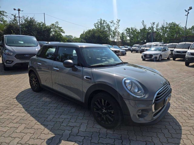 MINI One Mini One IV 1.2 5p ADATTA X NEOPATENTATI - foto 3 di 4